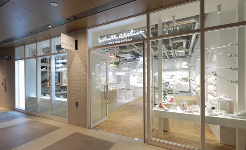 White atelier by CONVERSE 福岡店